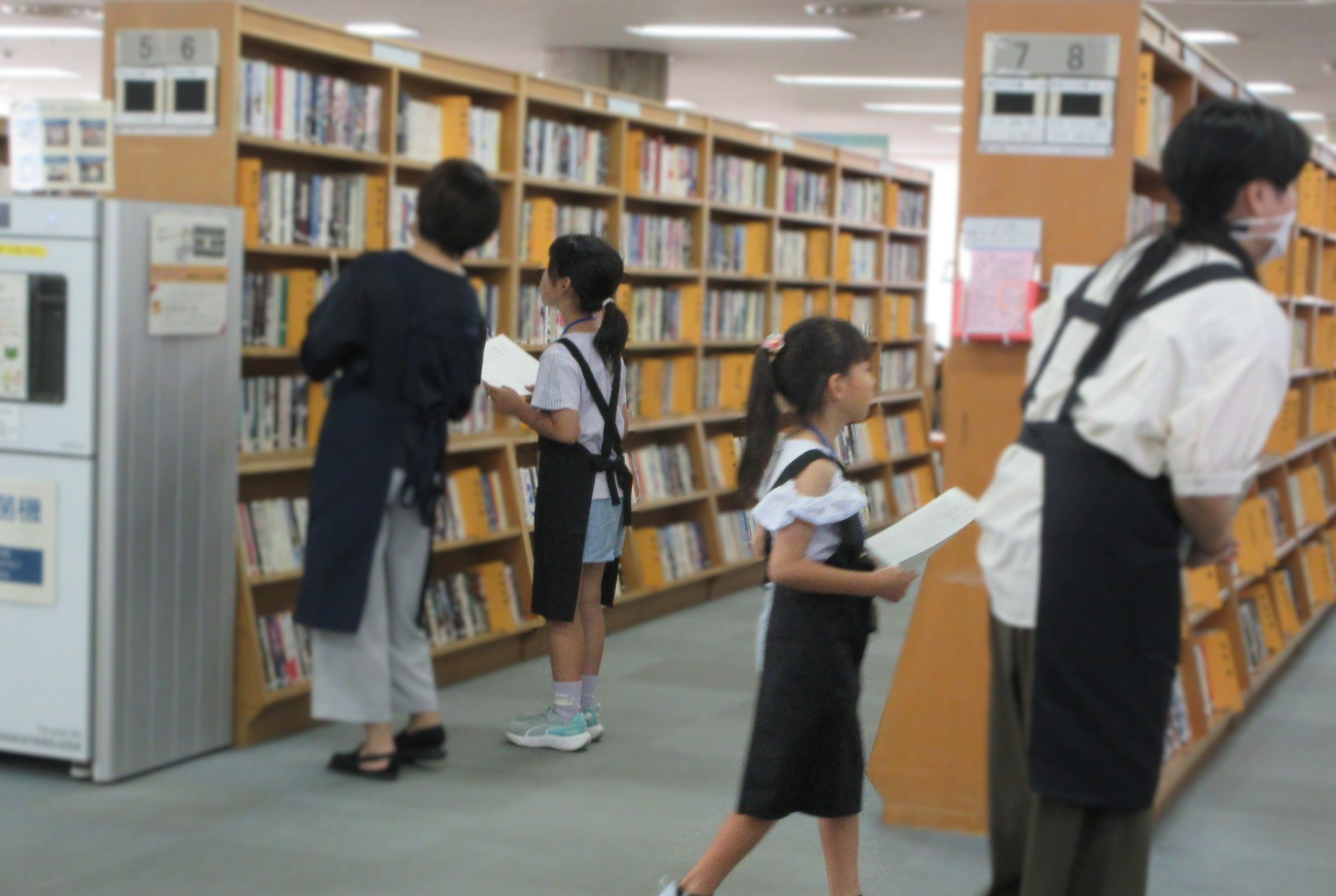7月30日(木)【本館】「なつやすみ図書館のおしごと体験」を開催しましたの画像