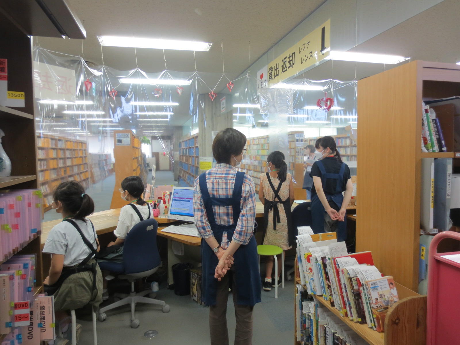 7月29日（金）「なつやすみ図書館のおしごと体験」を開催しましたの画像